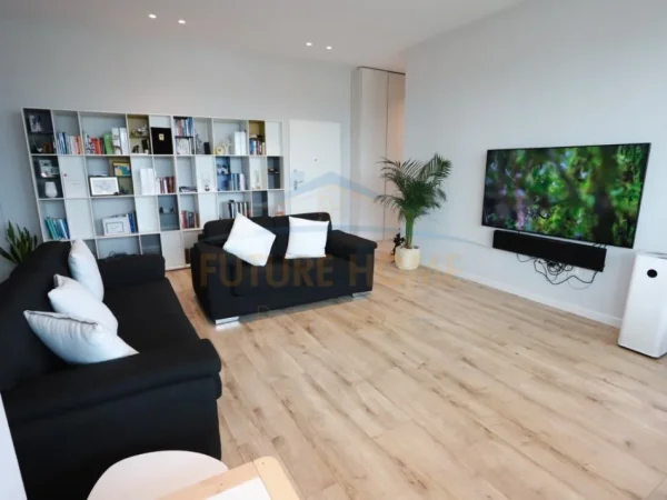 Tirane, jepet me qera apartament 2+1 Kati 12, 123 m² 1.000 € 