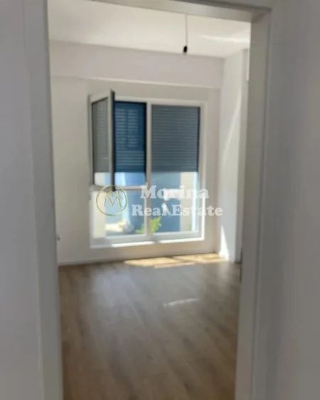Tirane, shitet apartament 1+1 Kati 1, 49 m² 105.000 € (Rruga Dalip Topi)