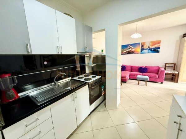 0683487469 Tirane, jepet me qera garsonier 1+1 Kati 4, 40 m² 460 € (21 Dhjetori , Prane Auto Kadiu)