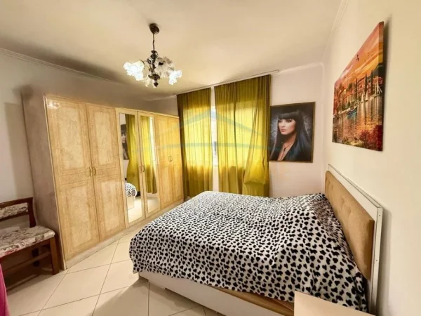 0683487469 Tirane, jepet me qera garsonier 1+1 Kati 4, 40 m² 460 € (21 Dhjetori , Prane Auto Kadiu)