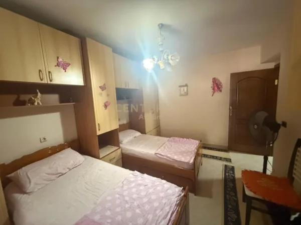 Tirane, shitet apartament 3+1+Ballkon , 95 m² 155.000 €