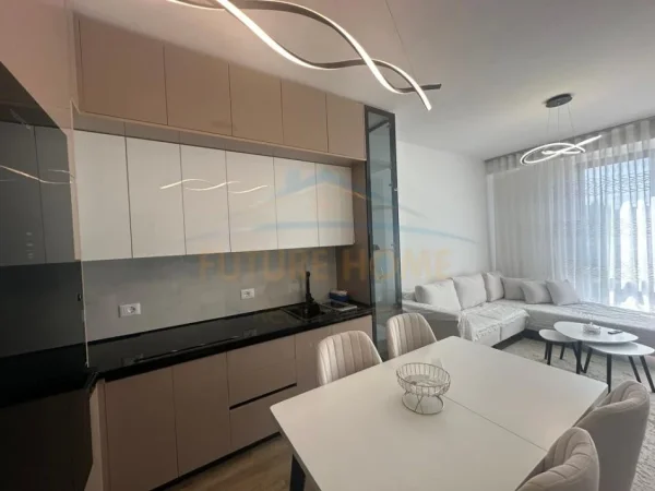Tirane, jepet me qera apartament 1+1+Ballkon Kati 2, 52 m² 550 € (Bulevardi i Ri)
