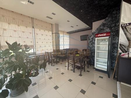 Tirane, jepet me qera bar-kafe Kati 0, 104 m² 500 € (RRUGA MAHMUT ALLUSHI)