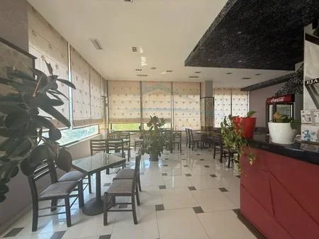 Tirane, jepet me qera bar-kafe Kati 0, 104 m² 500 € (RRUGA MAHMUT ALLUSHI)