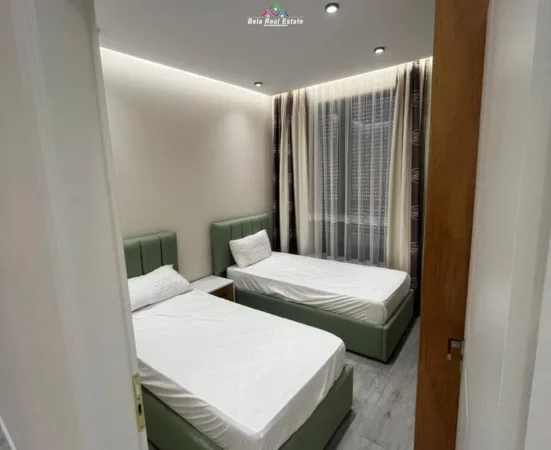 Tirane, jepet me qera apartament 2+1 Kati 2, 100 m² 700 € (Kompleksi Erli)