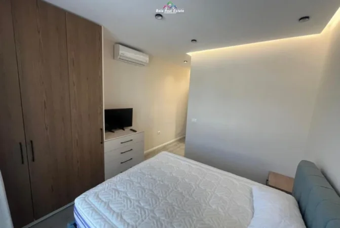 Tirane, jepet me qera apartament 2+1 Kati 2, 100 m² 700 € (Kompleksi Erli)