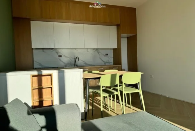 Tirane, jepet me qera apartament 1+1+Ballkon Kati 7, 70 m² 650 € (Trio Towers Residence)