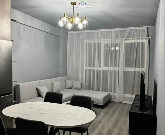 Tirane, jepet me qera apartament 1+1+Ballkon Kati 7, 70 m² 650 € (Trio Towers Residence)