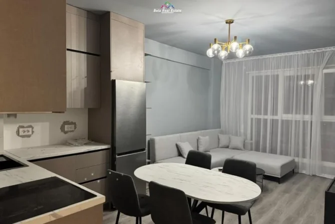 Tirane, jepet me qera apartament 1+1+Ballkon Kati 7, 70 m² 650 € (Trio Towers Residence)
