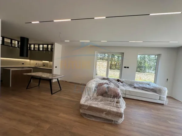 Tirane, jepet me qera Vile 3 Katshe , 4.000 € (Forest Residence)