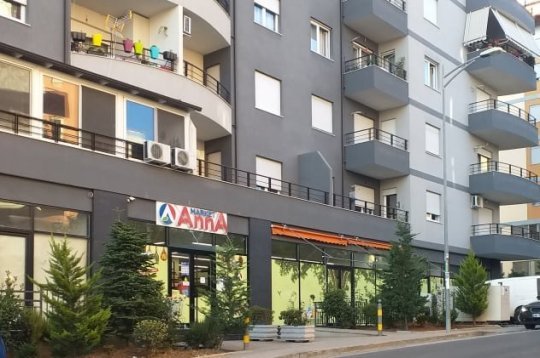 Tirane, shes apartament 1+1+Ballkon Kati 4, 60 m² 85.000 € (Te Restorant Fresku)