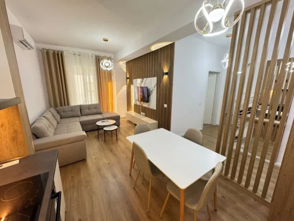 Tirane, jepet me qera apartament 2+1 Kati 4, 100 m² 600 € (Kaimi)