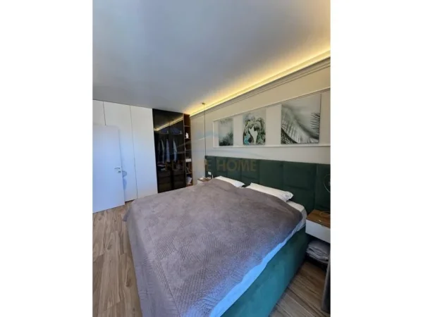 Tirane, shitet apartament 1+1+Ballkon , (Rezidenca Future Home), 135 000 Euro