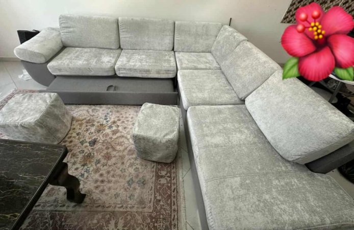 Tirane, shes Shitet kend dhome teper cilesore dhe cmim te lire. 450 €