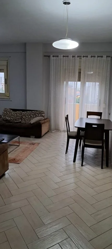 Tirane, jepet me qera apartament 2+1 Kati 5, 100 m² 600 € (Don Bosko Vizion Plus)