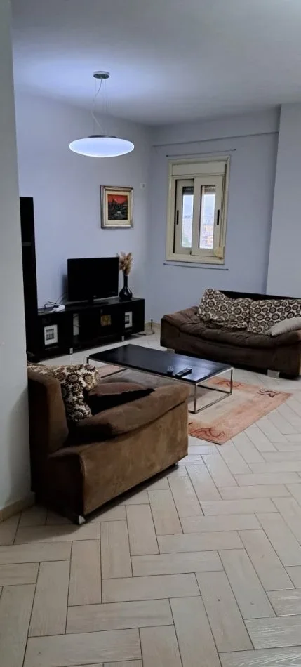 Tirane, jepet me qera apartament 2+1 Kati 5, 100 m² 600 € (Don Bosko Vizion Plus)