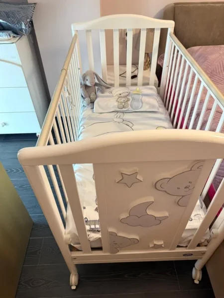 Tirane, shes Krevat PALI, italian mosha 0-5 vjec 160€ ulje