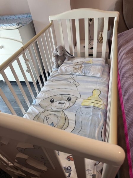 Tirane, shes Krevat PALI, italian mosha 0-5 vjec 160€ ulje