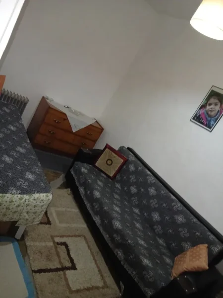 Kucove, shes shtepi 3+1+Ballkon Kati 0, 90 m² (Rruga furri I vjeter)