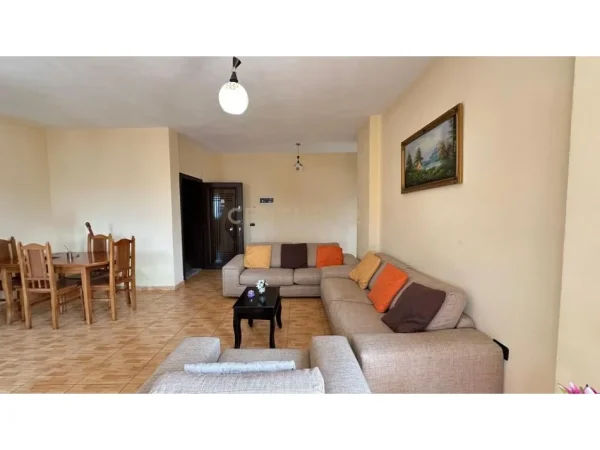 Tirane, jepet me qera apartament 1+1 Kati 5, 73 m² 400 € 