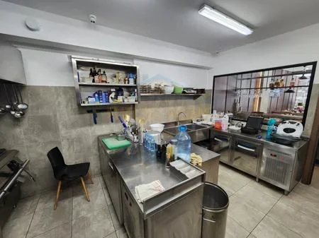 Tirane, shitet bar-resorant Kati 0, 110 m² 290.000 € (REZIDENCA KODRA E DIELLIT 1)
