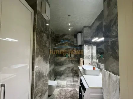 Tirane, shitet apartament 2+1+Ballkon Kati 3, 119 m² 300.000 € (BULEVARDI GJERGJ FISHTA)