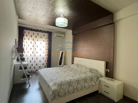 Tirane, shitet apartament 2+1+Ballkon Kati 3, 119 m² 300.000 € (BULEVARDI GJERGJ FISHTA)