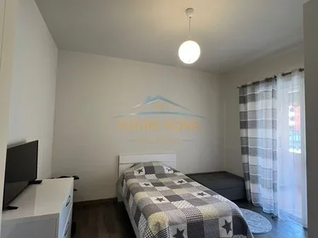 Tirane, shitet apartament 2+1+Ballkon Kati 3, 119 m² 300.000 € (BULEVARDI GJERGJ FISHTA)