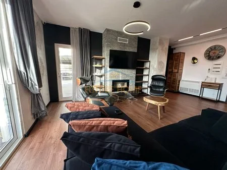 Tirane, shitet apartament 2+1+Ballkon Kati 8, 180 m² 430.000 € (PERBALL KOMPLEKSIT DELIJORGJI)