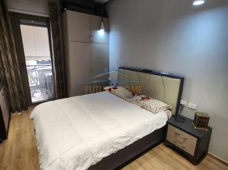 Tirane, shitet apartament 1+1+Ballkon Kati 3, 76 m² 240.000 € (KOMPLEKSI DELIJORGJI)