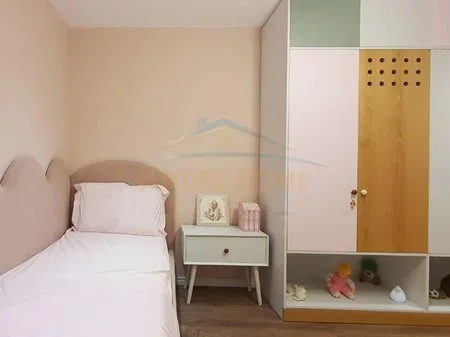 Tirane, shitet apartament 3+1+Ballkon Kati 4, 109 m² 240.000 € (RRUGA E KAVAJES)