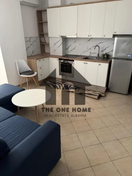 Tirane, jepet me qera apartament 1+1+Ballkon Kati 7, 70 m² 400 € (Astir)