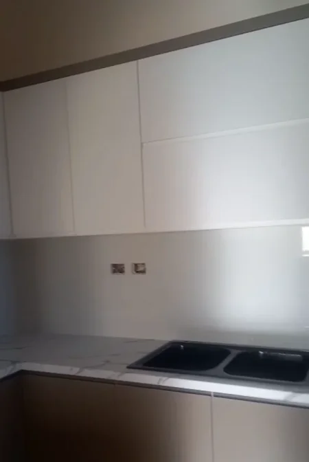Durres, jepet me qera Vile 3+1+Aneks Kati 3, 300 € (Bregu i Detit nr.10 Arapaj)