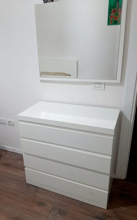 Okazion !! Shitet Dhome Gjumi 700 Euro!