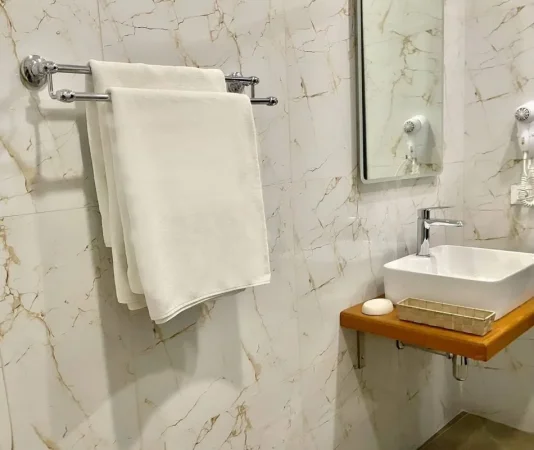 Tirane, shitet apartament , 122 m² (Pazari i ri)