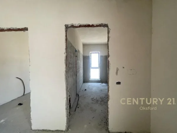 Tirane, shitet Vile 3+1+Ballkon Kati 3, 202 m² 420.000 € (Farke, Liqeni)