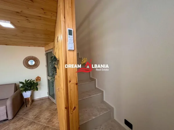 Tirane, jepet me qera apartament duplex Dublex , 40 m² 400 € (ne Selite prane Fakultetit Marin Barleti)