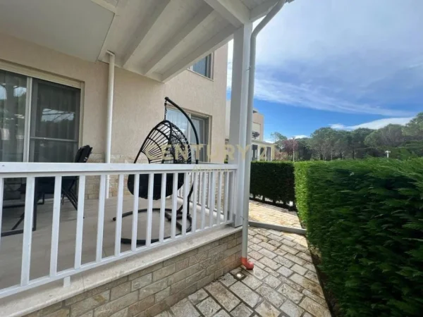 Gjiri Lalezit | Hamallaj, shitet apartament 2+1 Kati 1, 158 m² 250.000 €