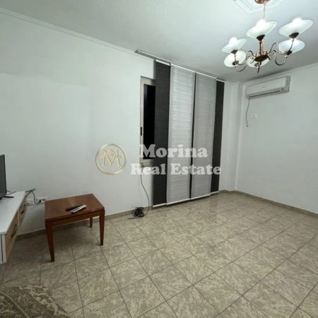 Tirane, jepet me qera apartament 2+1 Kati 6, 98 m² 800 € (Blloku)