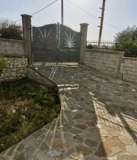 Tirane, shitet Vile 3+1+Ballkon , 251 m² 250.000 € (Tufine)
