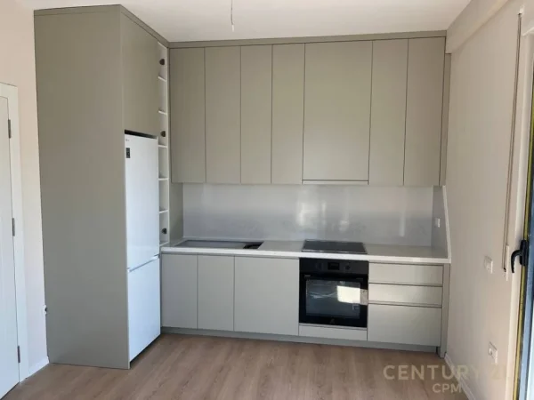 Tirane, jepet me qera apartament 1+1 Kati 3, 78 m² 600 € (kompleksi ASL 2, prane)