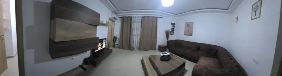 Tirane, jepet me qera apartament 2+1+Ballkon Kati 2, 65 m² 500 € (UNAZA E MADHE BILL KLINTON TEK KODRA E DIELLIT)