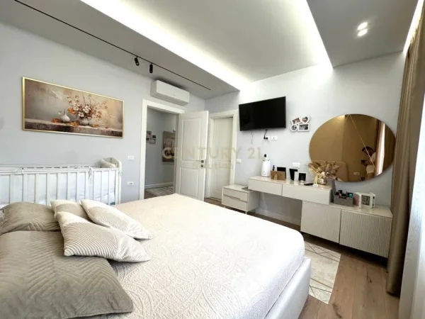Shqiperi, shitet apartament 3+1+Ballkon Kati 2, 152 m² 365.000 € 