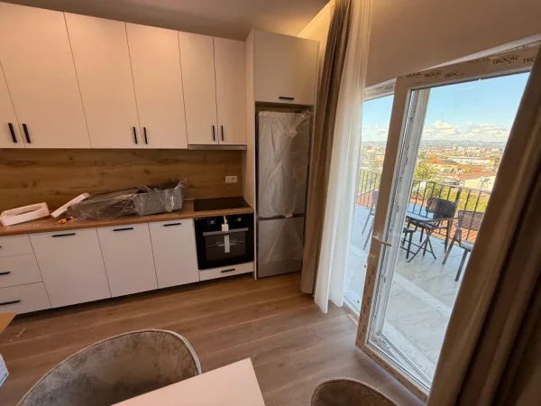 Tirane, shitet apartament 2+1 Kati 5, 80 m² 125.000 € (Rruga myslym keta)