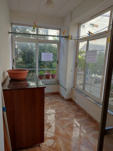 Tirane, shitet apartament 2+1 Kati 1, 86 m² 105.000 € (Rruga Idriz Dollaku)