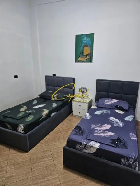 Tirane, jepet me qera apartament 2+1 Kati 1, 70 m² 500 € (KONGRESI I MANASTIRIT)