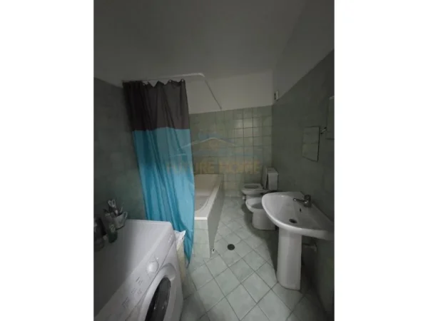 Durres, shitet apartament 2+1+Ballkon Kati 3, 139 m² 235.000 € (Vollga, Durres)