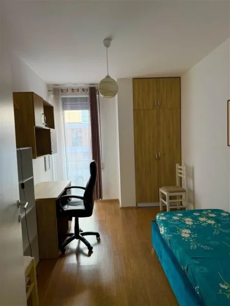 Tirane, jepet me qera apartament 2+1+Aneks+Ballkon Kati 3, 110 m² 750 € (Rezidenca Fiori di Bosco)