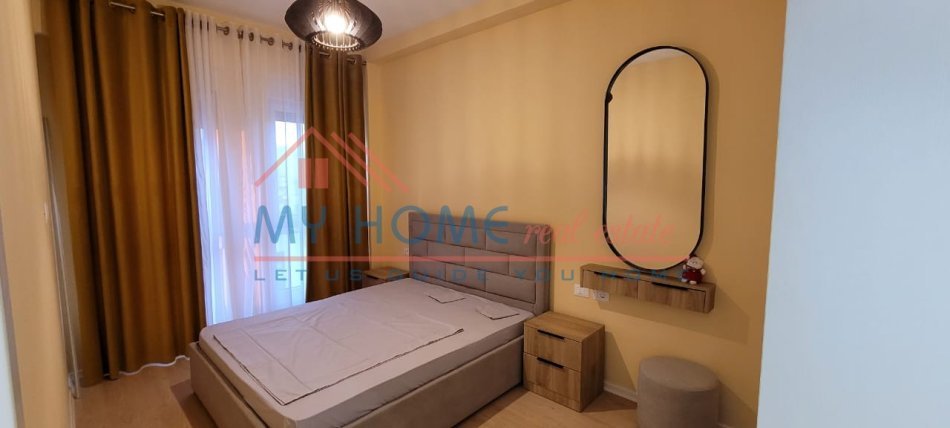 Apartament modern 1+1 me qira 21 Dhjetori ne Tirane