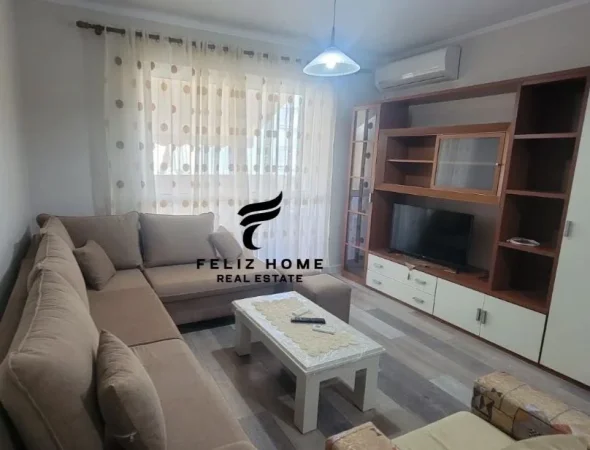 Tirane, jepet me qera apartament 2+1 Kati 8, 110 m² 700 € (PRANE KISHES)